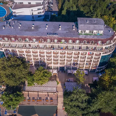 Elpida Hotel
