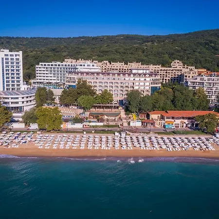 Elpida Hotel